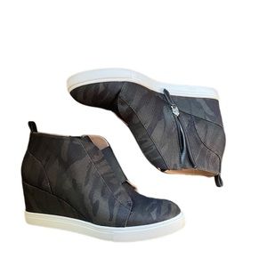 Wedge sneakers Camo print